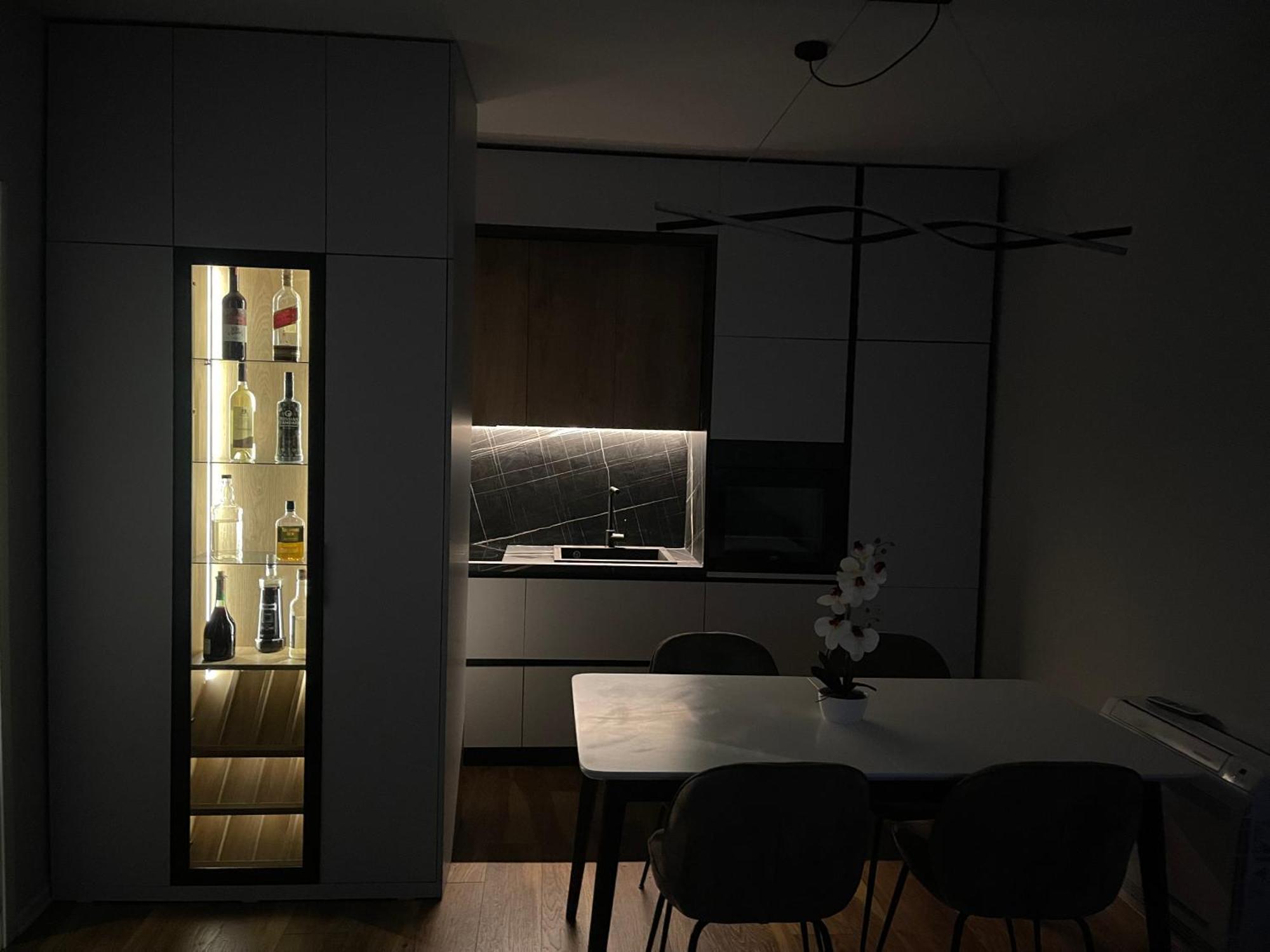 New Bazaar, Grand Apartment Tirana Buitenkant foto